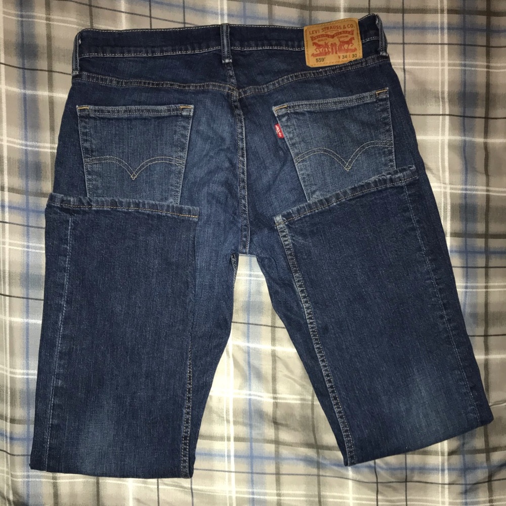 Levi 559 jeans. - Picture 2 of 4